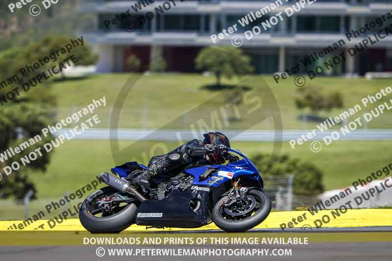 motorbikes;no limits;peter wileman photography;portimao;portugal;trackday digital images